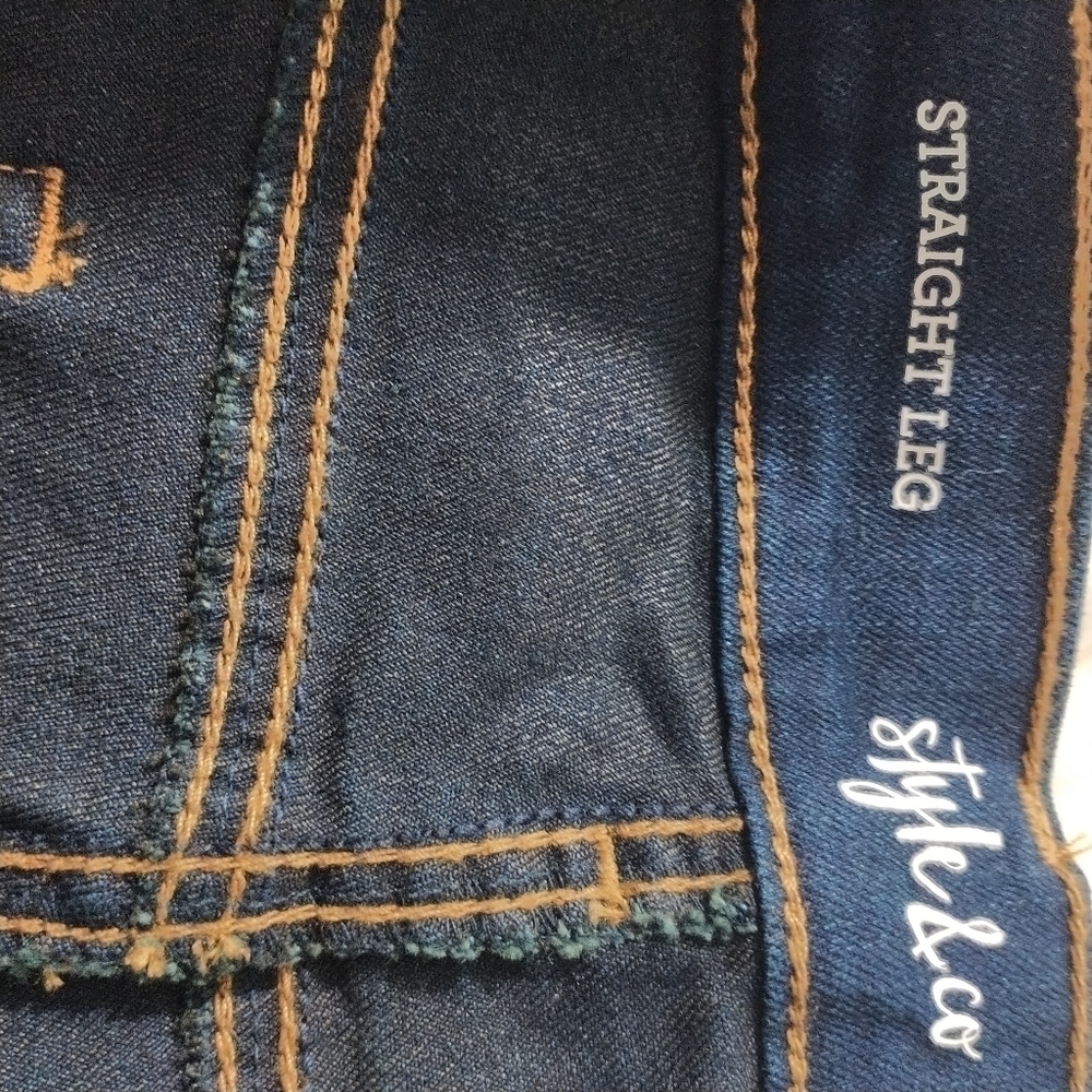Style & Co Straight Leg Dark Wash Jeans 16S - Picture 13 of 13